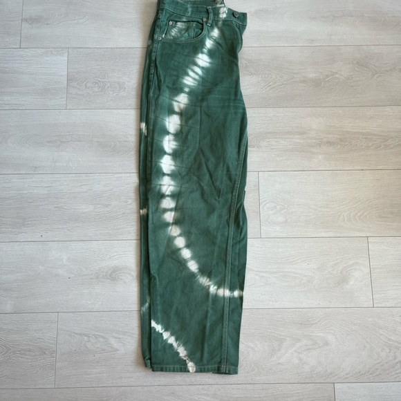 super cool green jeans - Picture 2 of 4